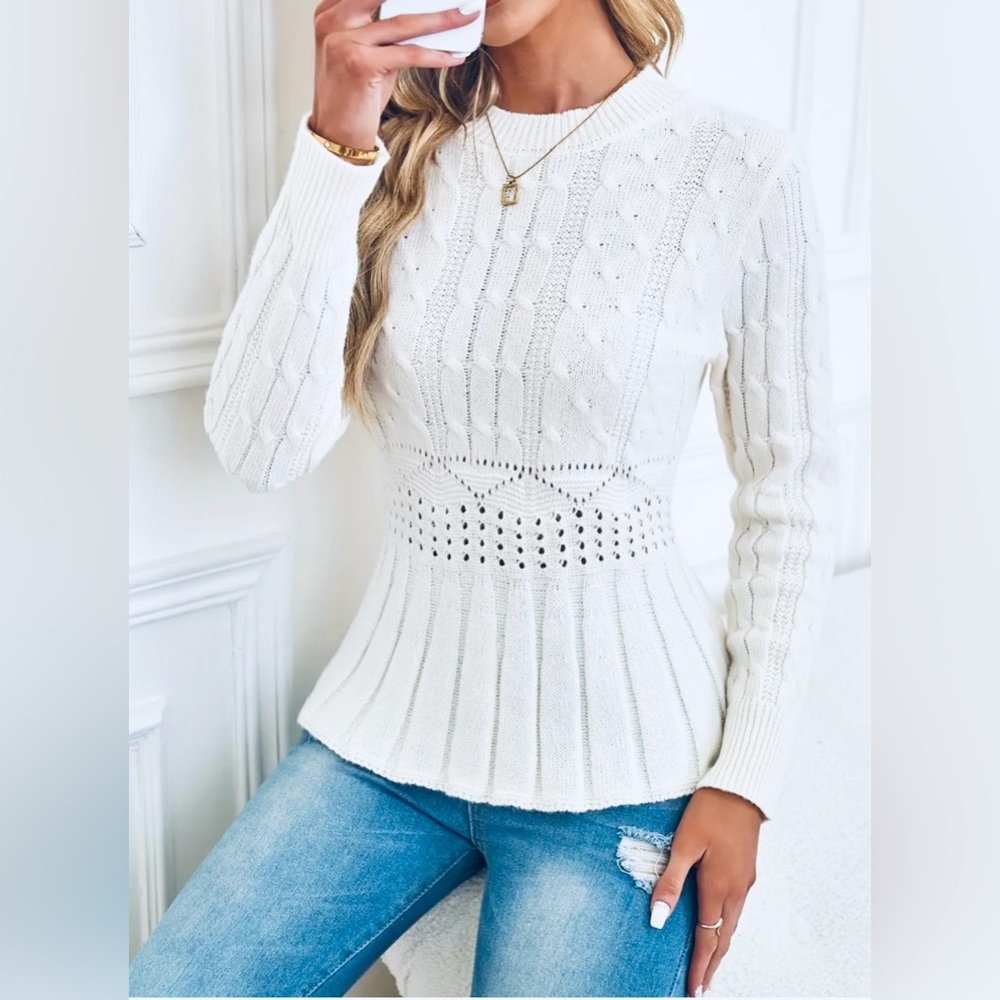 Lightweight sweater size large